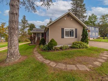 Beige House photo