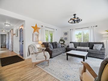 Beige House photo