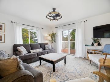 Beige House photo