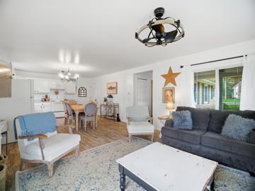 Beige House photo