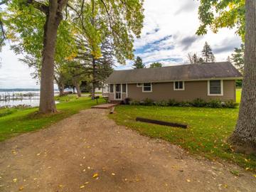 Cottage No. 6 photo